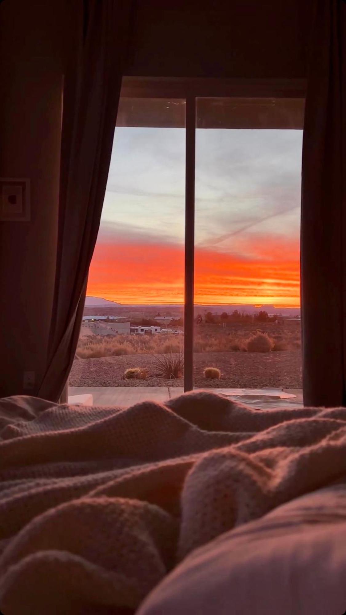 Page Arizona Border Town- Crimson Suite, Desert Canyon Getaway With Views ビッグ・ウォーター エクステリア 写真